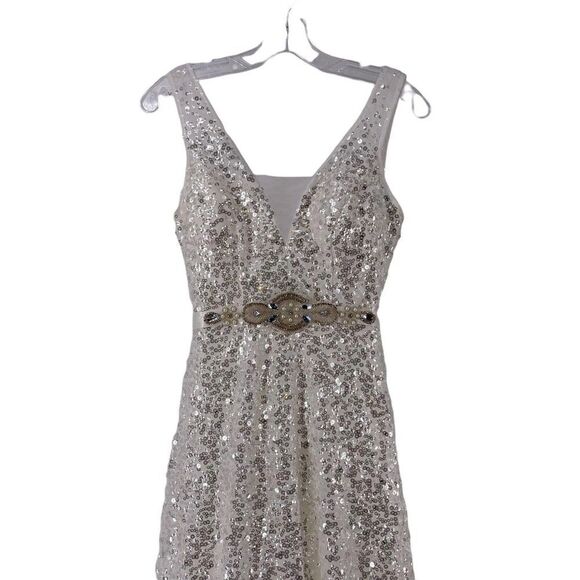 Say Yes To The Dress Prom TLC White Wedding A Line Sequin V Neck Formal Size 3/4 - Picture 3 of 10